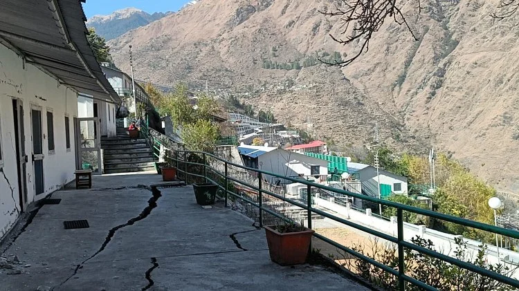 joshimath landslide 1672997099.jpeg