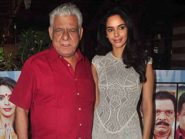 Om Puri-Mallaika Sherawat