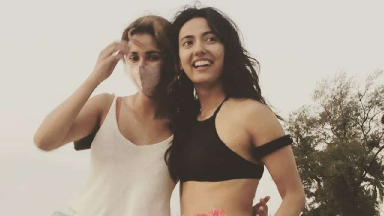 Meet disha patani beautiful sister khushboo patani