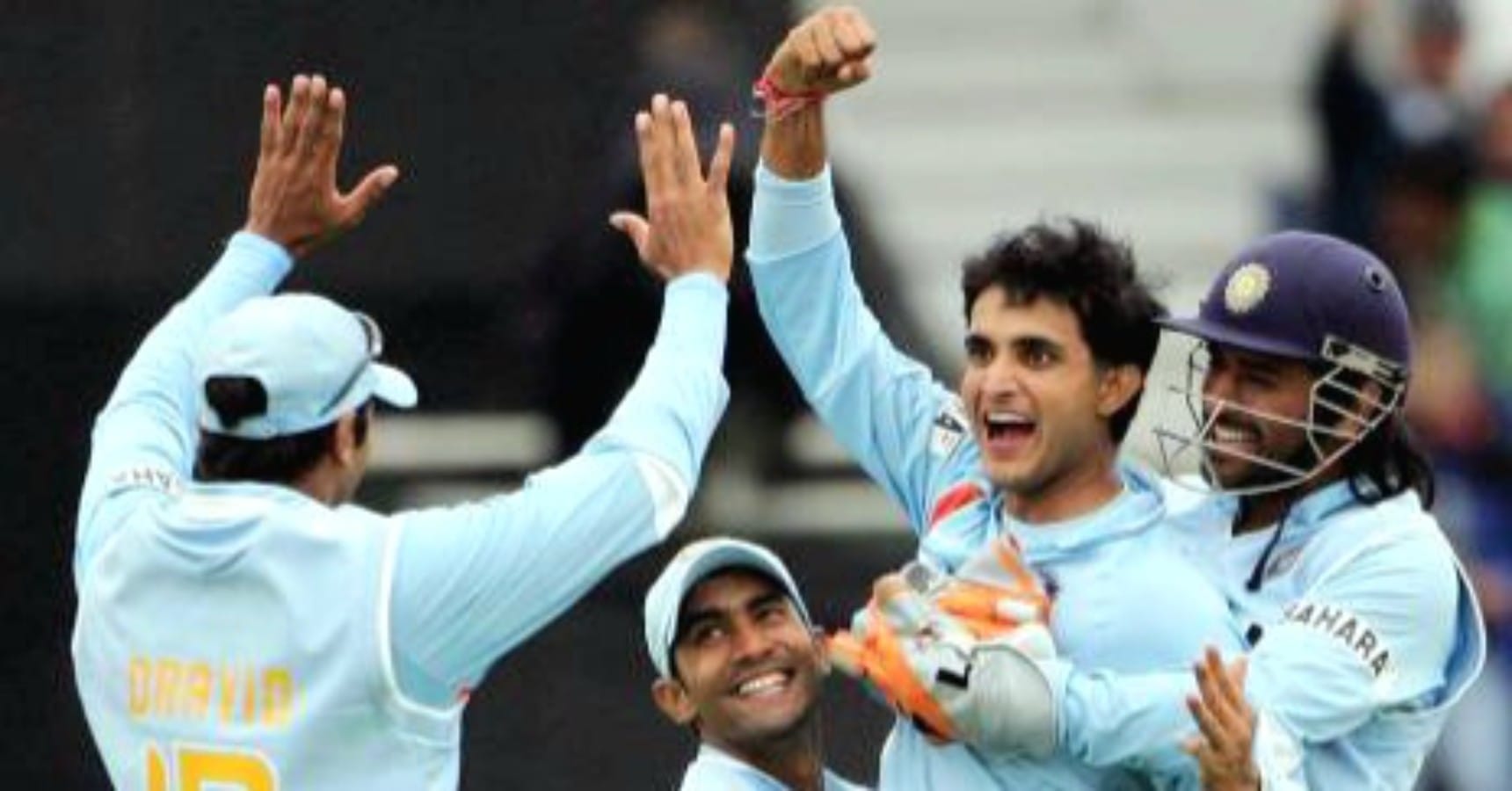 sourav dhoni odi