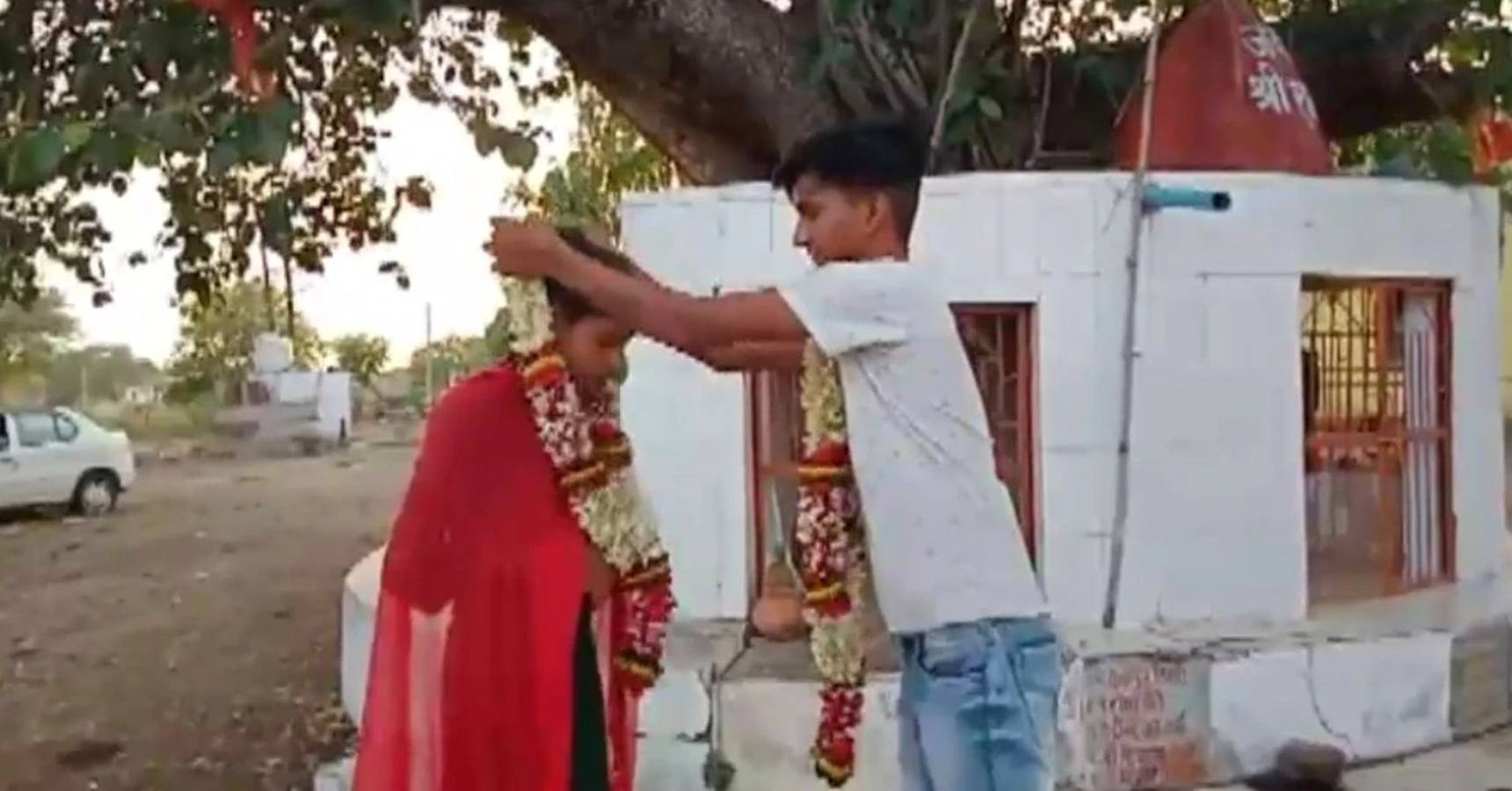 ghar wapsi up