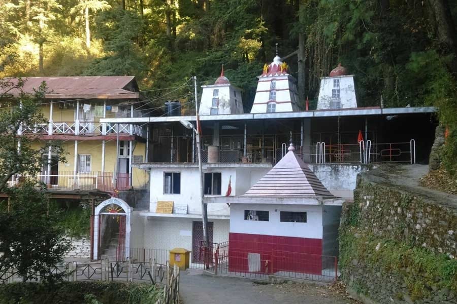 1691991770 tempel inside