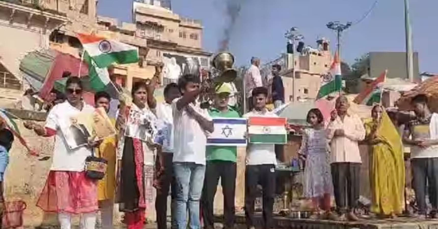 israel varanasi2