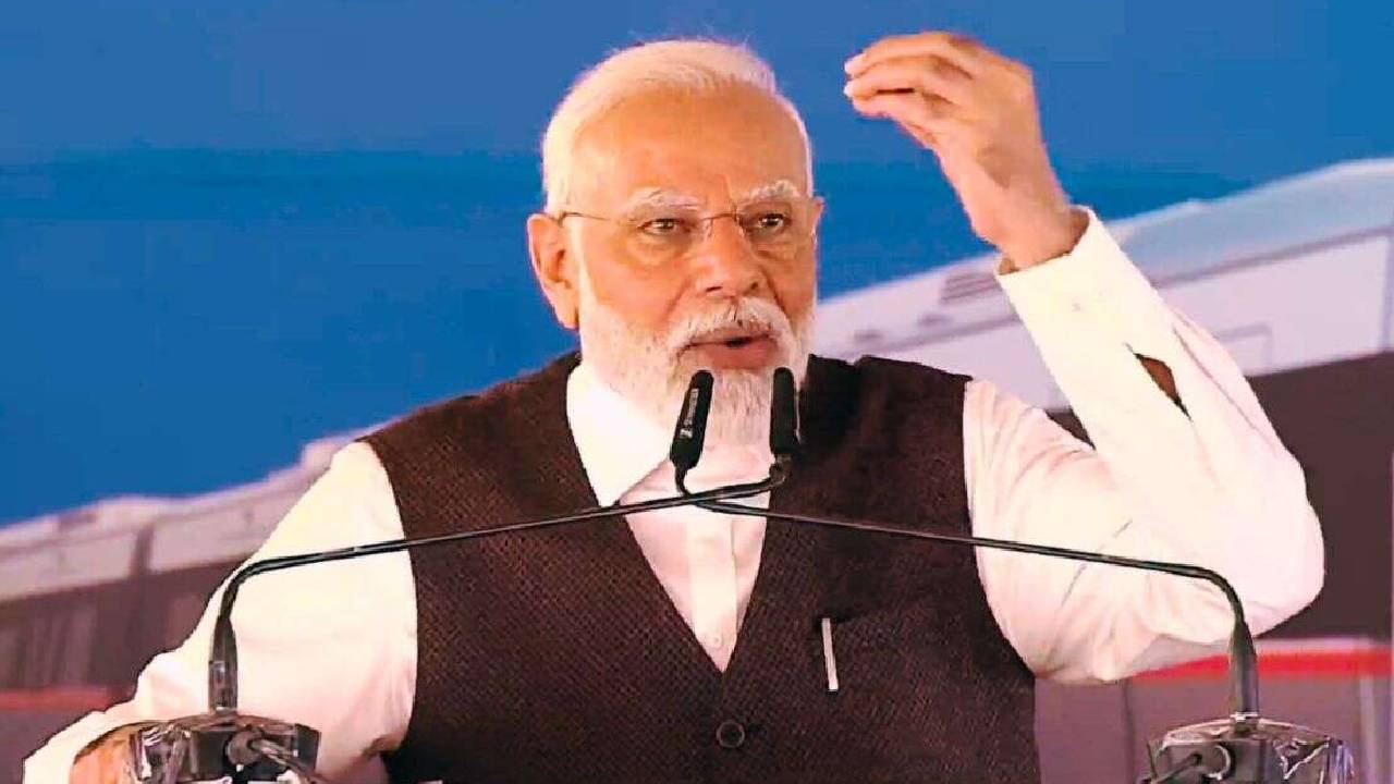narendra modi met sandeshkhali victims
