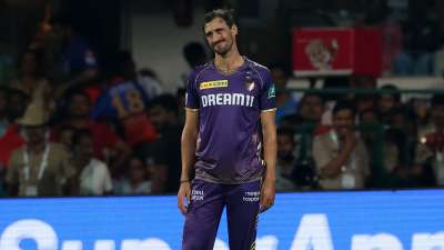 Why didn't Mitchell Starc bowl in practice.