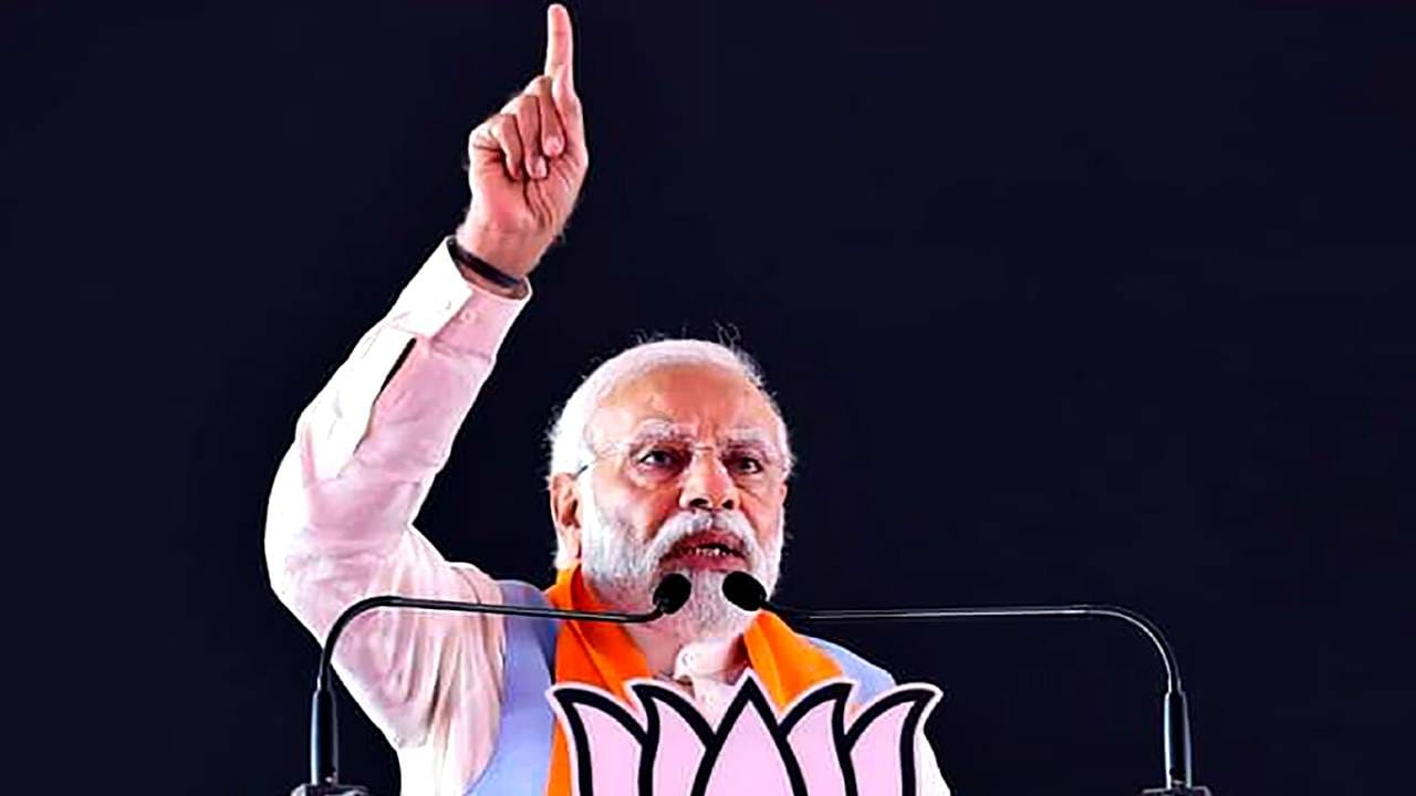 narendra modi balurghat rally