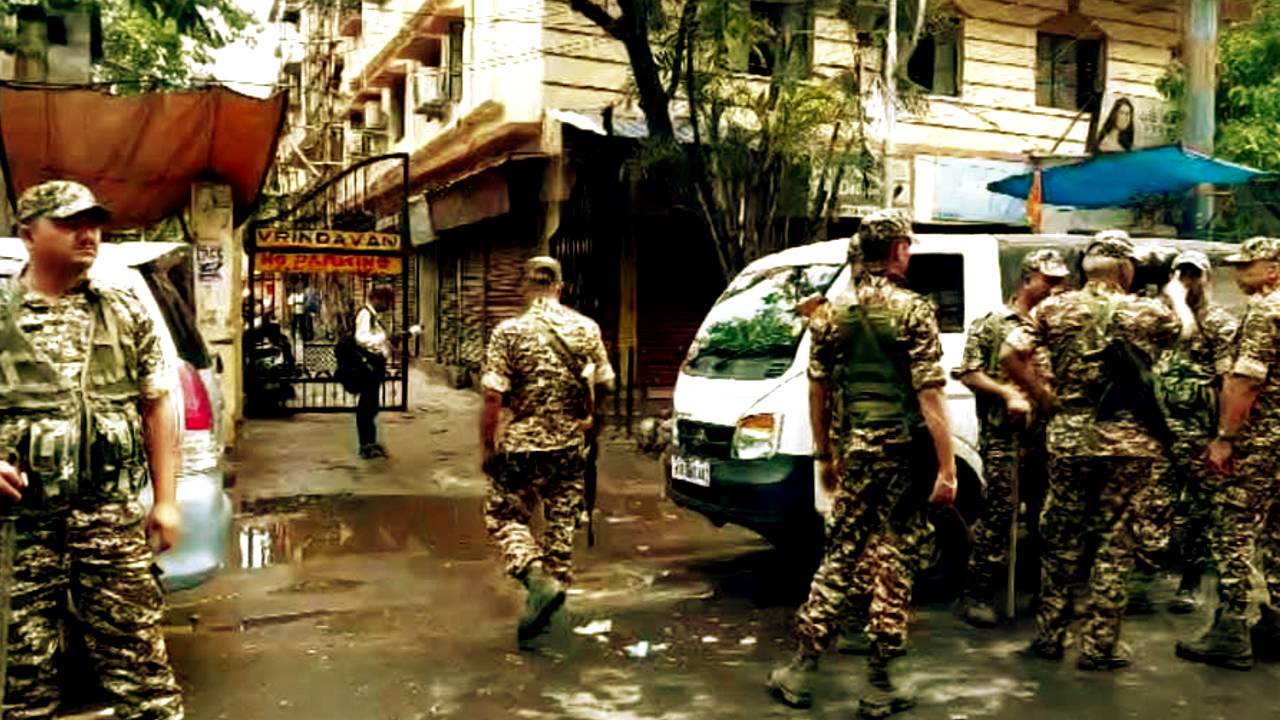 Howrah apartment locked Lok Sabha Election 2024