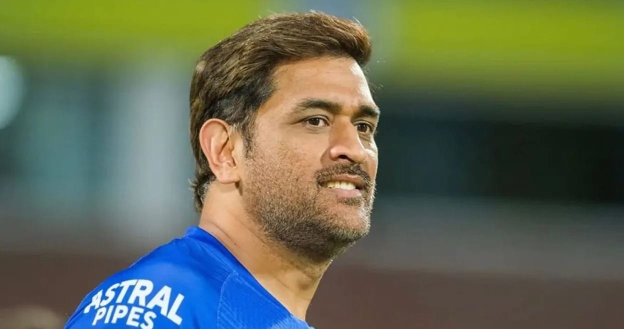 BCCI gave Dhoni a big responsibility in selecting the head coach of the Indian team.