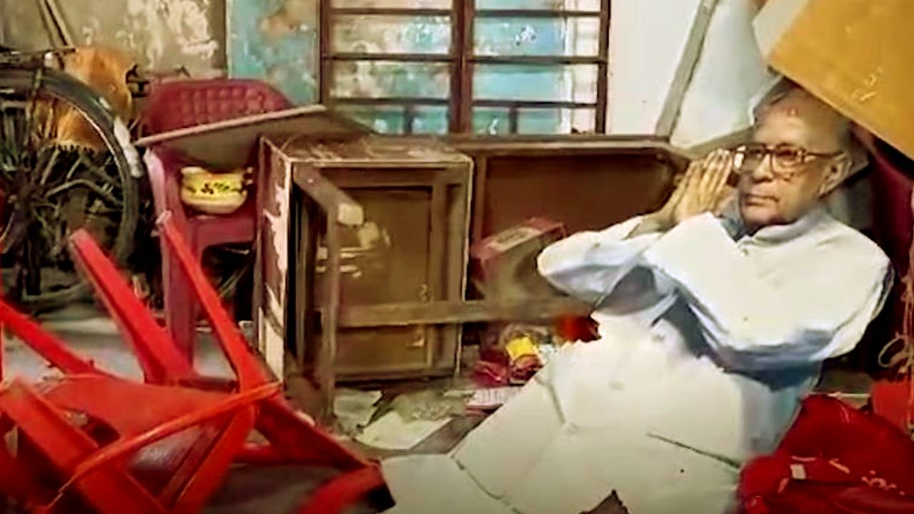 CPIM party office attacked in Baranagar