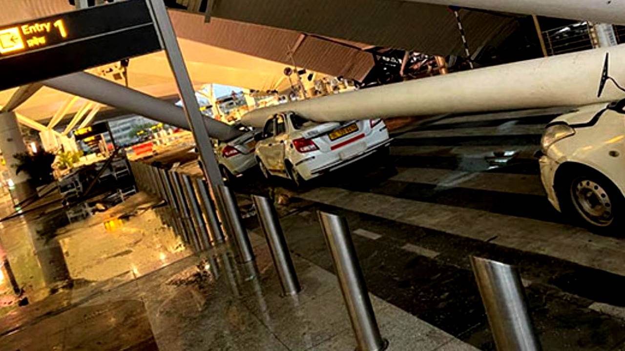 Delhi Airport accident