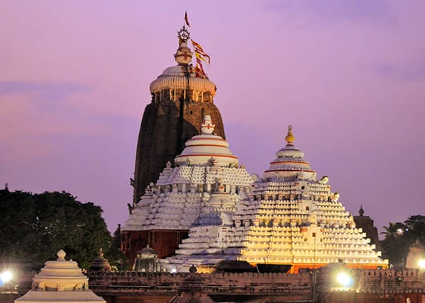 Drone flew over the Jagannath temple in Puri for a long time.