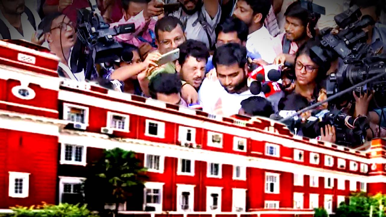 Lalbazar Abhijan by junior doctors demanding Vineet Kumar Goyal resignation