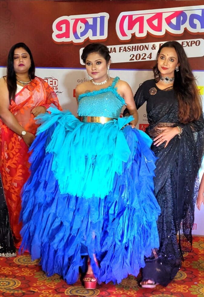 Fashion and Food Expo "Eso Devkanya" held before Puja.