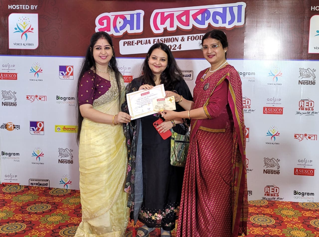 Fashion and Food Expo "Eso Devkanya" held before Puja.