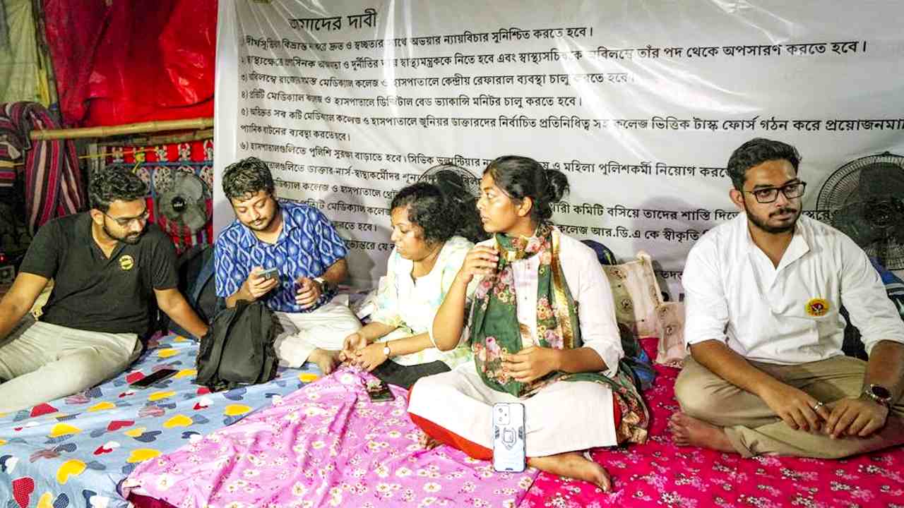 Junior doctors hunger strike 