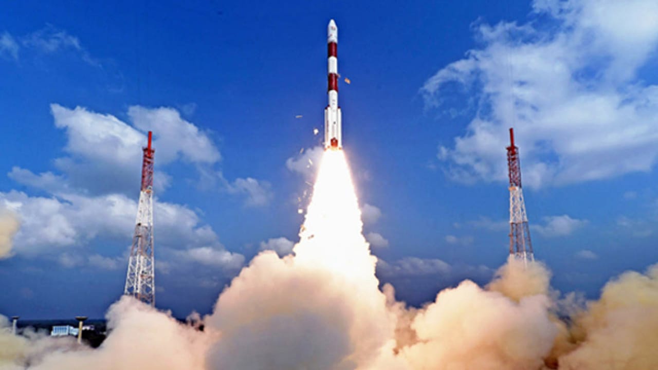 Elon musk company to launch isro satellite
