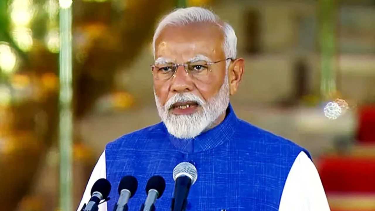 Narendra modi will be getting award from this two countries
