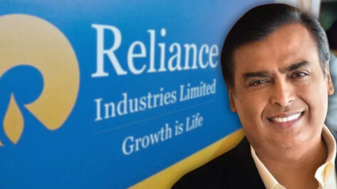 Reliance Industries gets India's largest foreign loan.