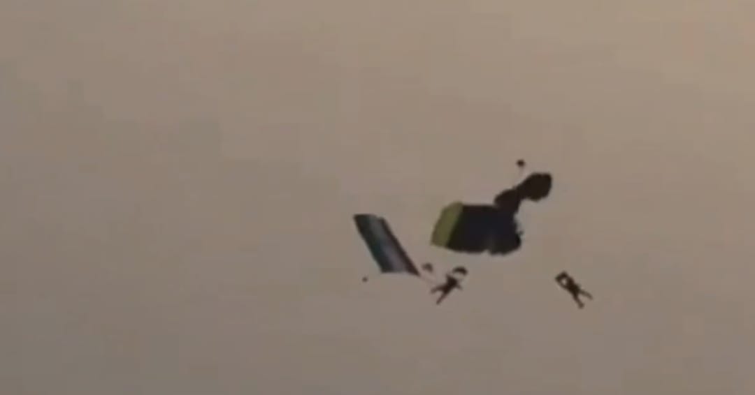 Two navy officer landed in trouble mid air with parachute