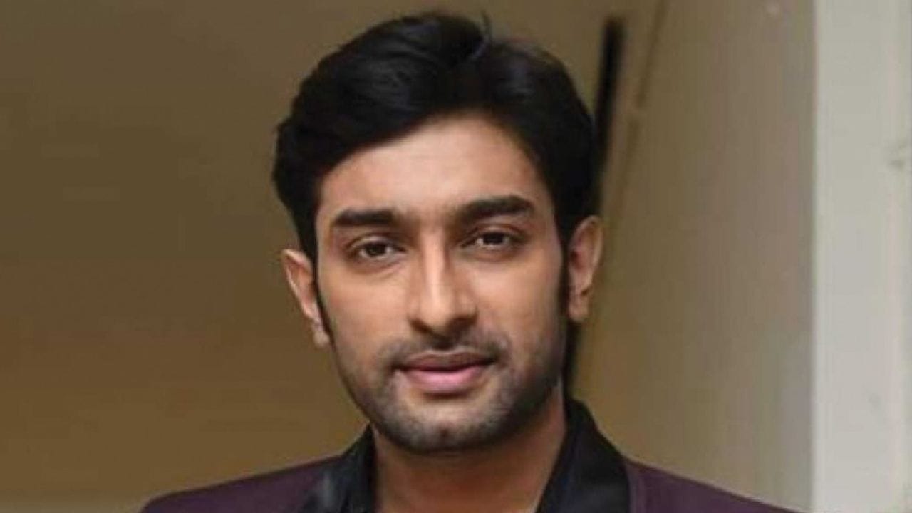 Jeetu kamal to play pataudi in his biopic