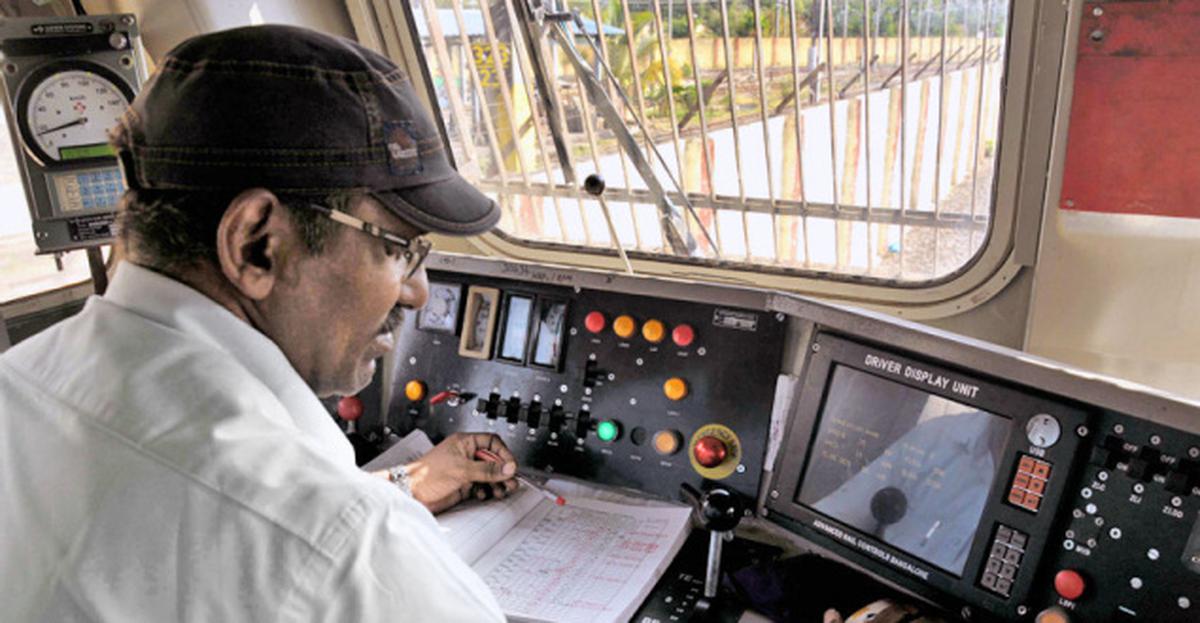  What instructions did Indian Railways give to loco pilots.