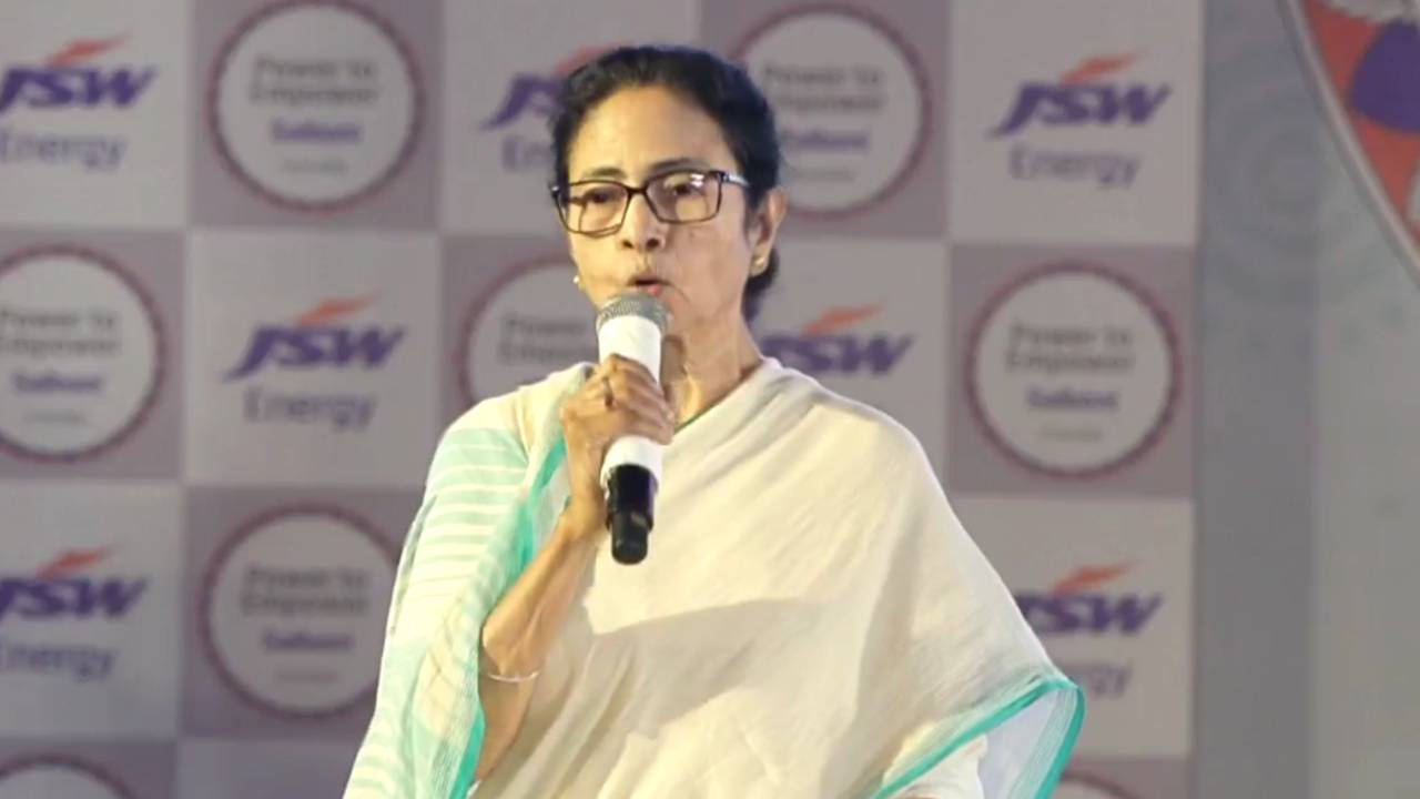 CM Mamata Banerjee lay foundation stone of JSW power plant in Salboni