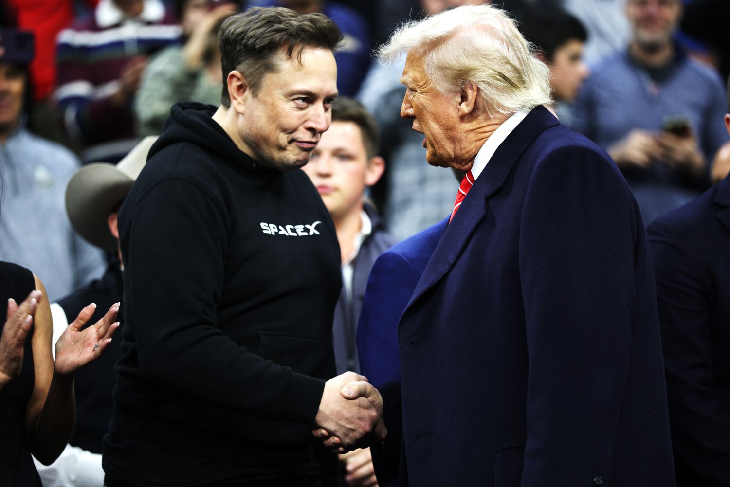 Will elon musk leave donald trump government