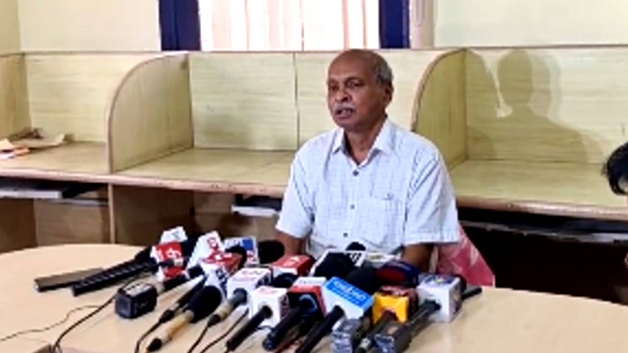 SSC recruitment scam SSC Chairman Siddhartha Majumdar press conference
